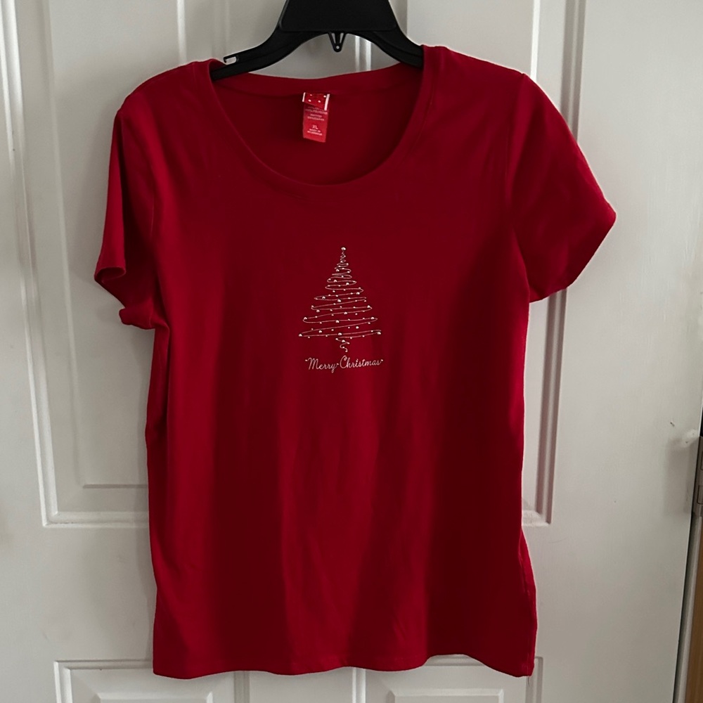 Red Christmas Tree Short Sleeve Tee
